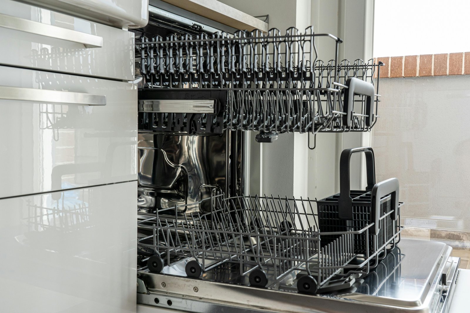 Kenmore Dishwasher Smells Bad: Odor Elimination Guide